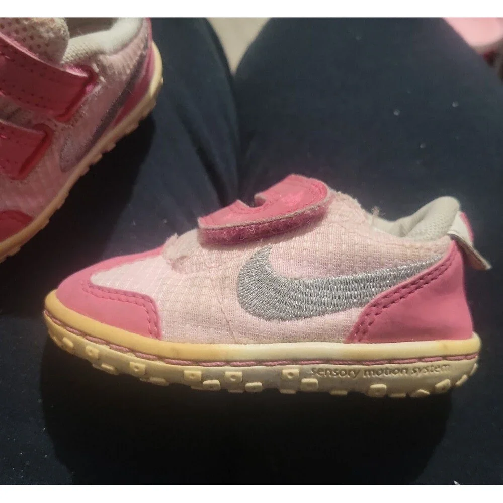 Nike sneakers size 3c